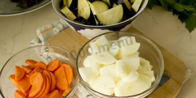 Рецепт овощное рагу с мясным фаршем и баклажанами в духовке