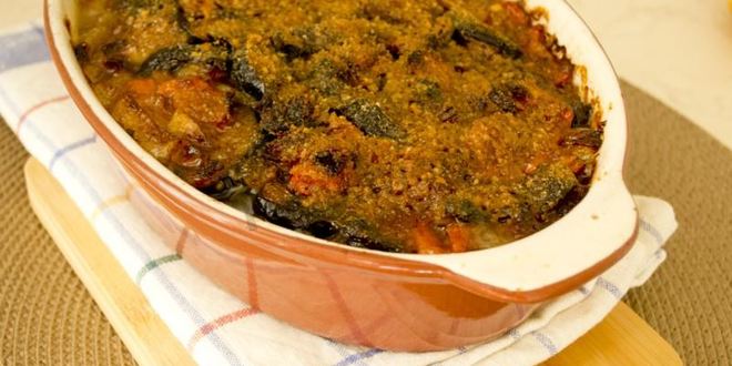 Рецепт овощное рагу с мясным фаршем и баклажанами в духовке