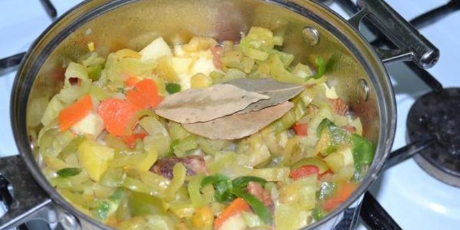 Рецепт овощное рагу с мясом