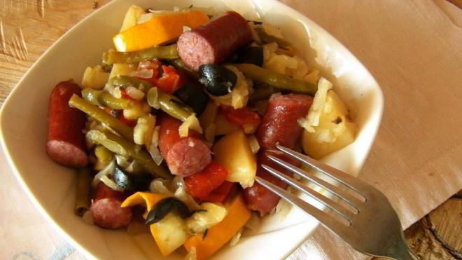 Рецепт Овощное рагу с охотничьими колбасками