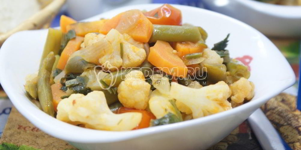 Как приготовить овощное рагу в мультиварке