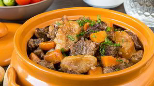 Рецепт Рагу из говядины с грибными клецками