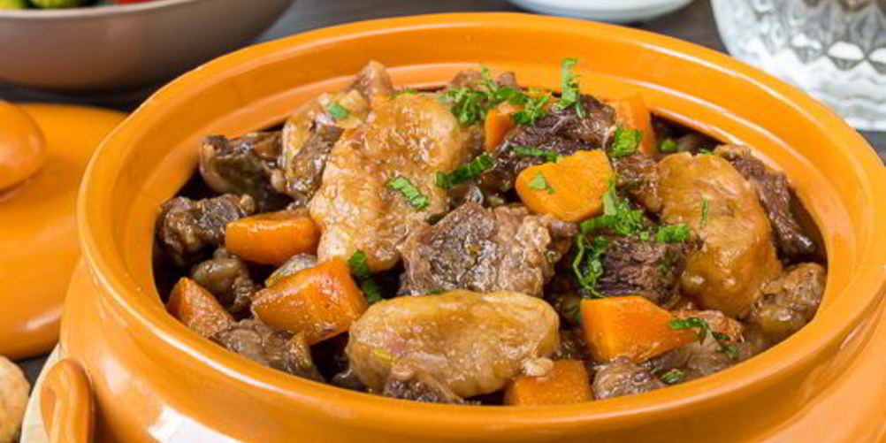 Как приготовить рагу из говядины с грибными клецками