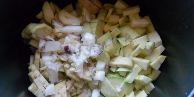 Рецепт рагу из кабачков и баклажанов в мультиварке