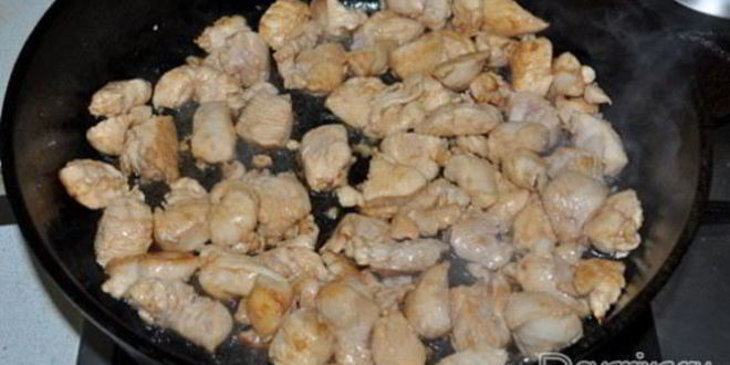 Рецепт рагу из куриного филе со сладким перцем