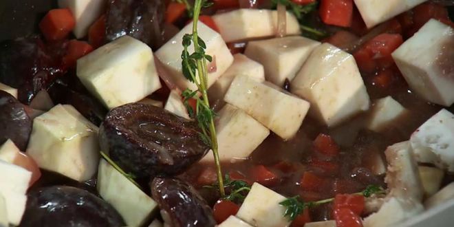 Рецепт рагу из ягненка со сливами