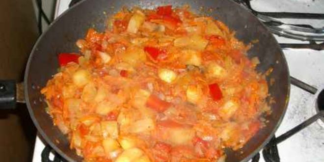 Рецепт рагу овощное с грибами и куриной печенью