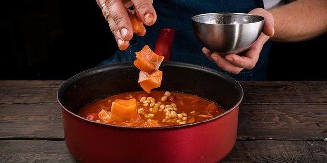 Рецепт рагу с болгарским перцем и лососем