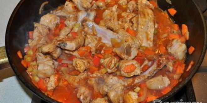 Рецепт свиное рагу с овощами