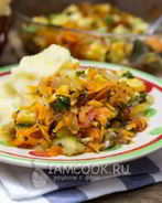 Запеченное рагу из кабачков в духовке