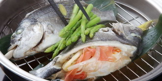 Рецепт дорада на пару с креветками