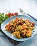 Дорада в средиземноморском стиле с соусом тапенада