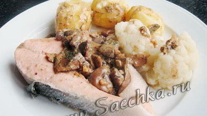 Рецепт Форель с грибным соусом