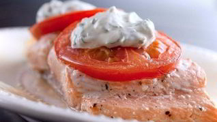 Рецепт Горбуша, запеченная в сметанно-грибном соусе