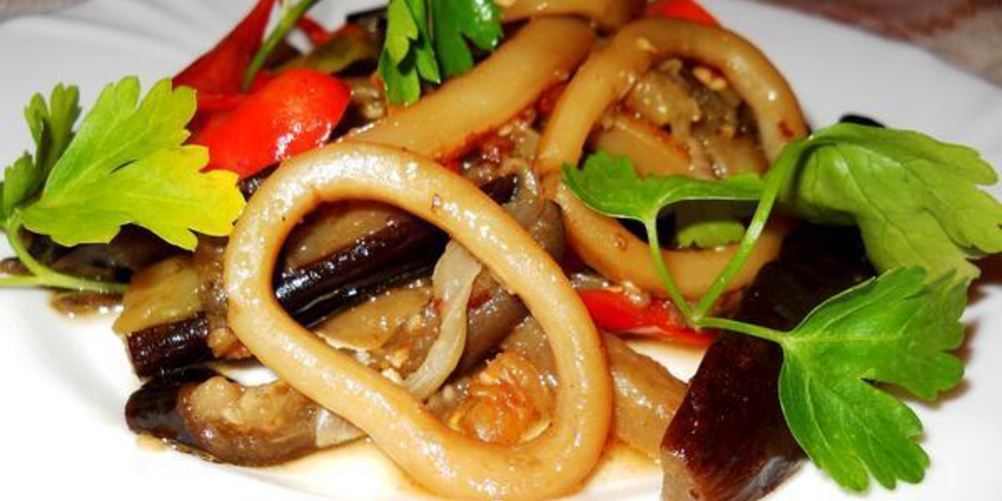 Рецепт тушеные кальмары в соусе