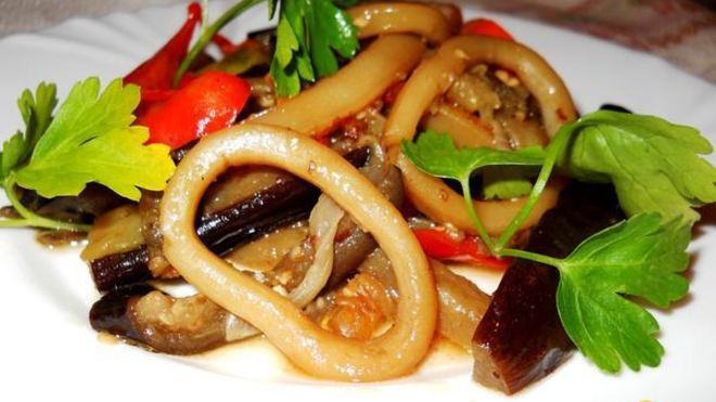 Рецепт Кальмары тушеные с овощами