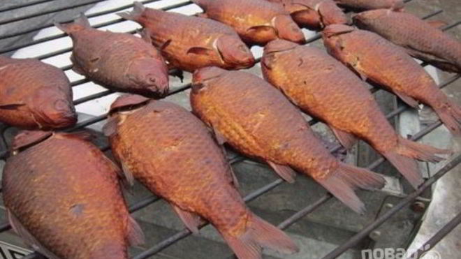 Рецепт Карась горячего копчения