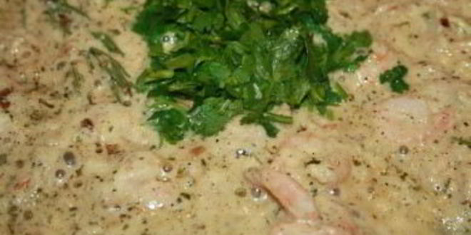 Рецепт креветки под сливочным соусом