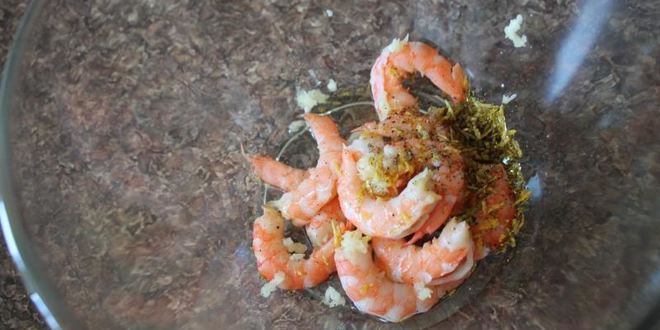 Рецепт креветки под соусом