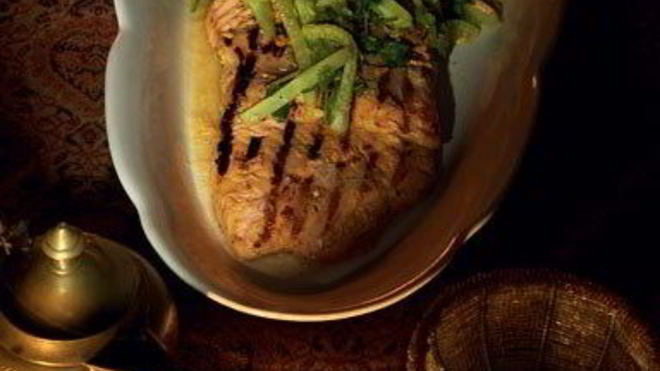 Рецепт Пряная форель с огурцом