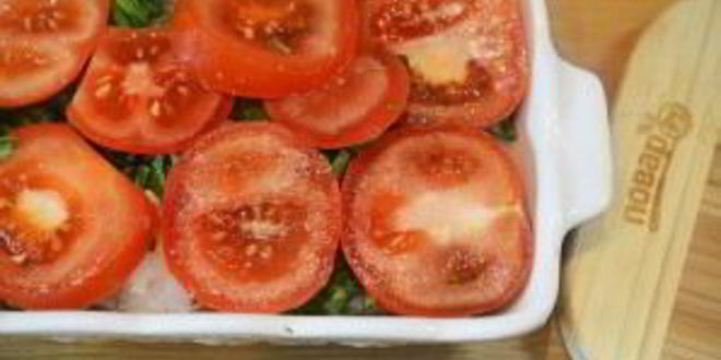 Рецепт рыба в духовке со шпинатом и помидорами