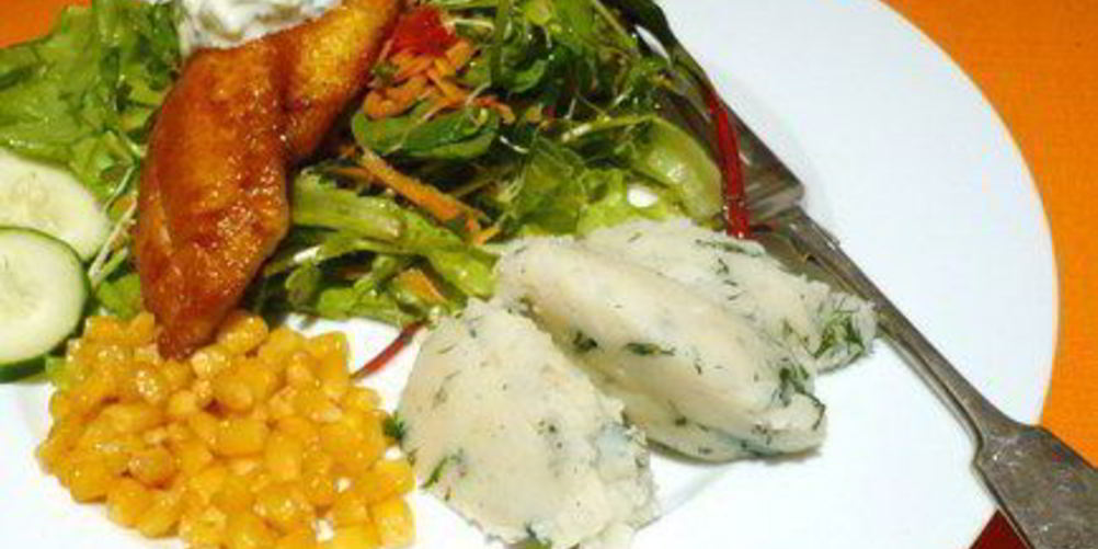 Как приготовить рыба в куркуме, цацики и салат из руколы