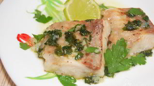 Рецепт Рыба в соусе из зелени с белым вином
