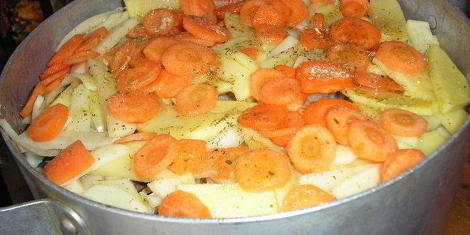 Рецепт сельдь свежая, тушенная с овощами