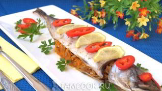 Рецепт Скумбрия запеченная с луком и морковью