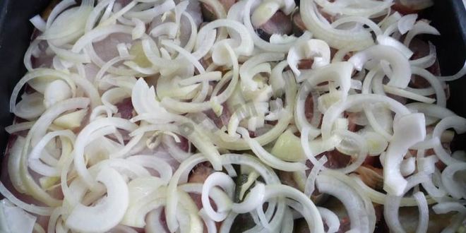 Рецепт сом, запеченный в духовке