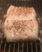 Треска со свекольной ботвой и кедровыми орехами