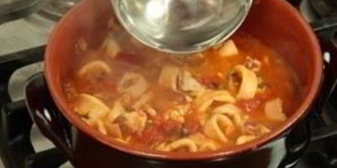 Рецепт тушеные кальмары в соусе