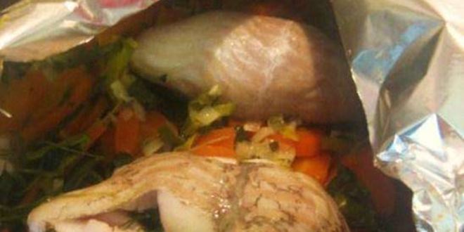 Рецепт запеченная камбала на подушке из овощей