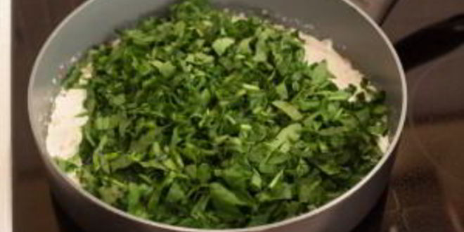 Рецепт запеченная семга под шпинатным соусом