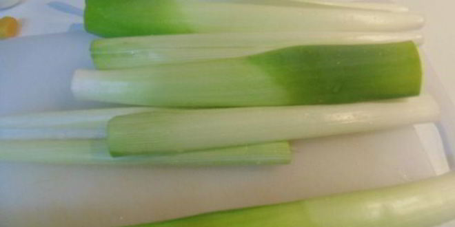 Рецепт запеченная в порее дорада с луком-пореем