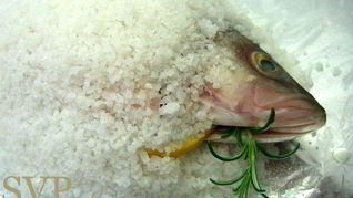 Рецепт Запеченная в соли рыба