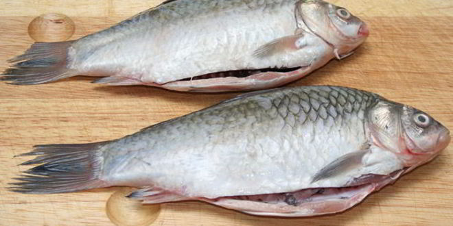 Рецепт запеченые караси с луком