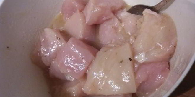 Рецепт куриных шашлычков с арахисовыма соусома