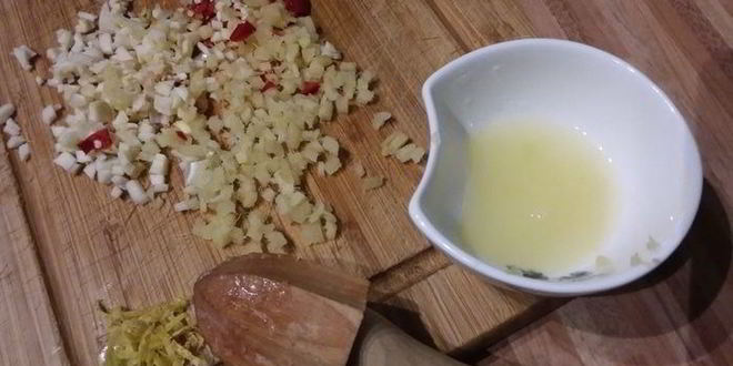 Рецепт куриных шашлычков с арахисовыма соусома