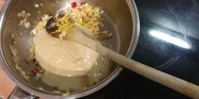 Рецепт куриных шашлычков с арахисовыма соусома