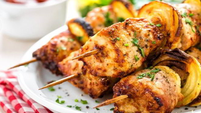 Рецепт Куриные шашлычки в соусе якитори на шпажках
