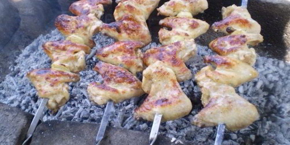 Как приготовить маринад для куриного шашлыка
