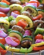 Овощной шашлык на мангале