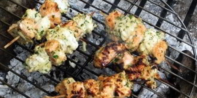 Рецепт разноцветный рыбный шашлык