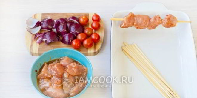 Рецепт шашлычки из индейки на шпажках в духовке