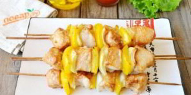 Рецепт шашлычки из курицы в меду с овощами