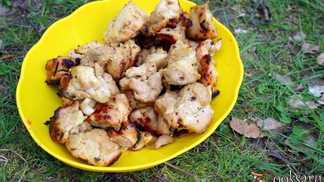 Рецепт Шашлык из куриного филе, маринованного в сыворотке