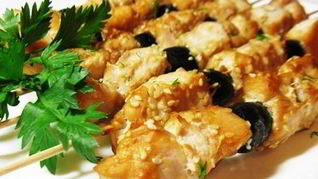 Рецепт Шашлык из курицы с маслинами в соевом маринаде