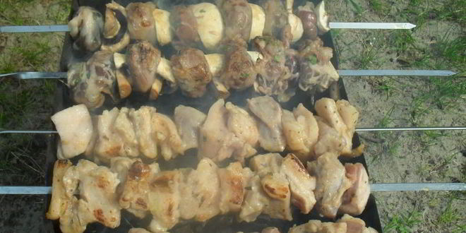 Рецепт шашлык из печени индейки с шампиньонами