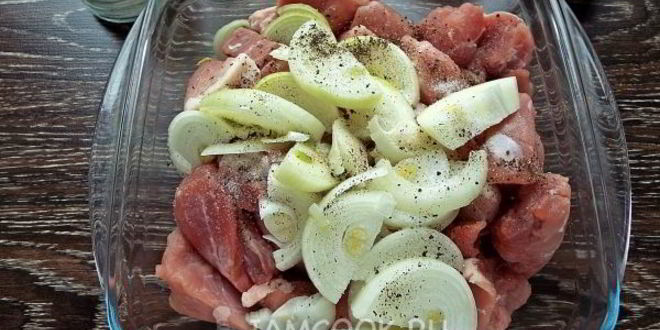Рецепт шашлык из свинины с лимоном и луком